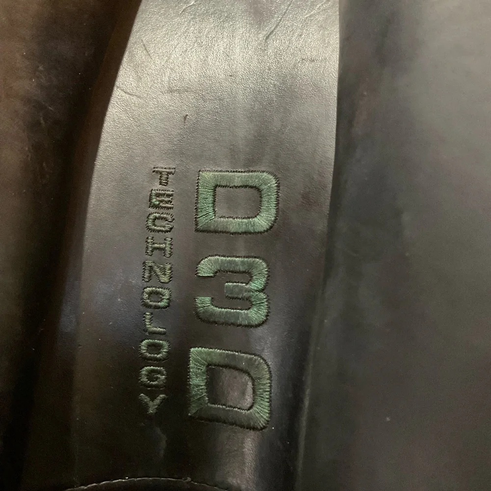 Devoucoux Chiberta Saddle 17.5 inch seat, 2013, cover and two girths, rich brown - Picture 6 of 16
